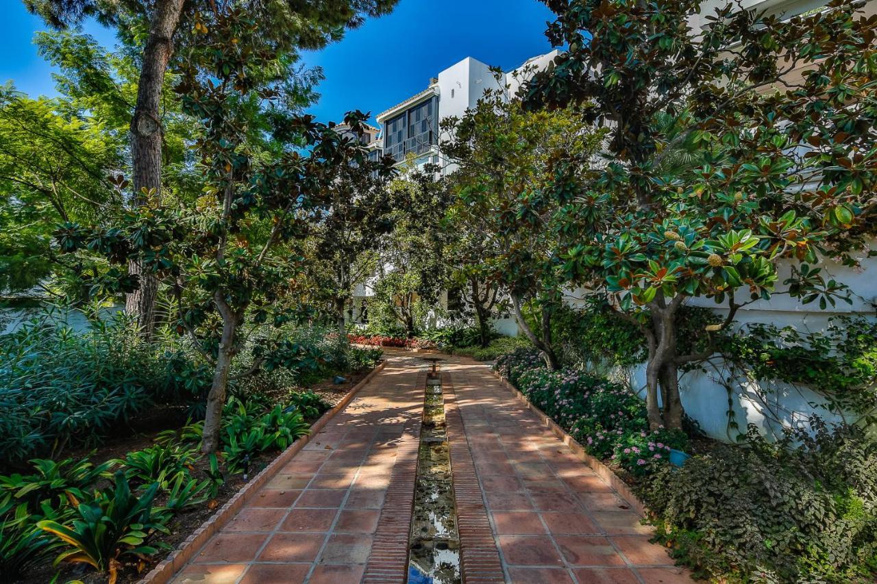 Jardines Las Golondrinas Apartments Elviria Марбеля Екстериор снимка