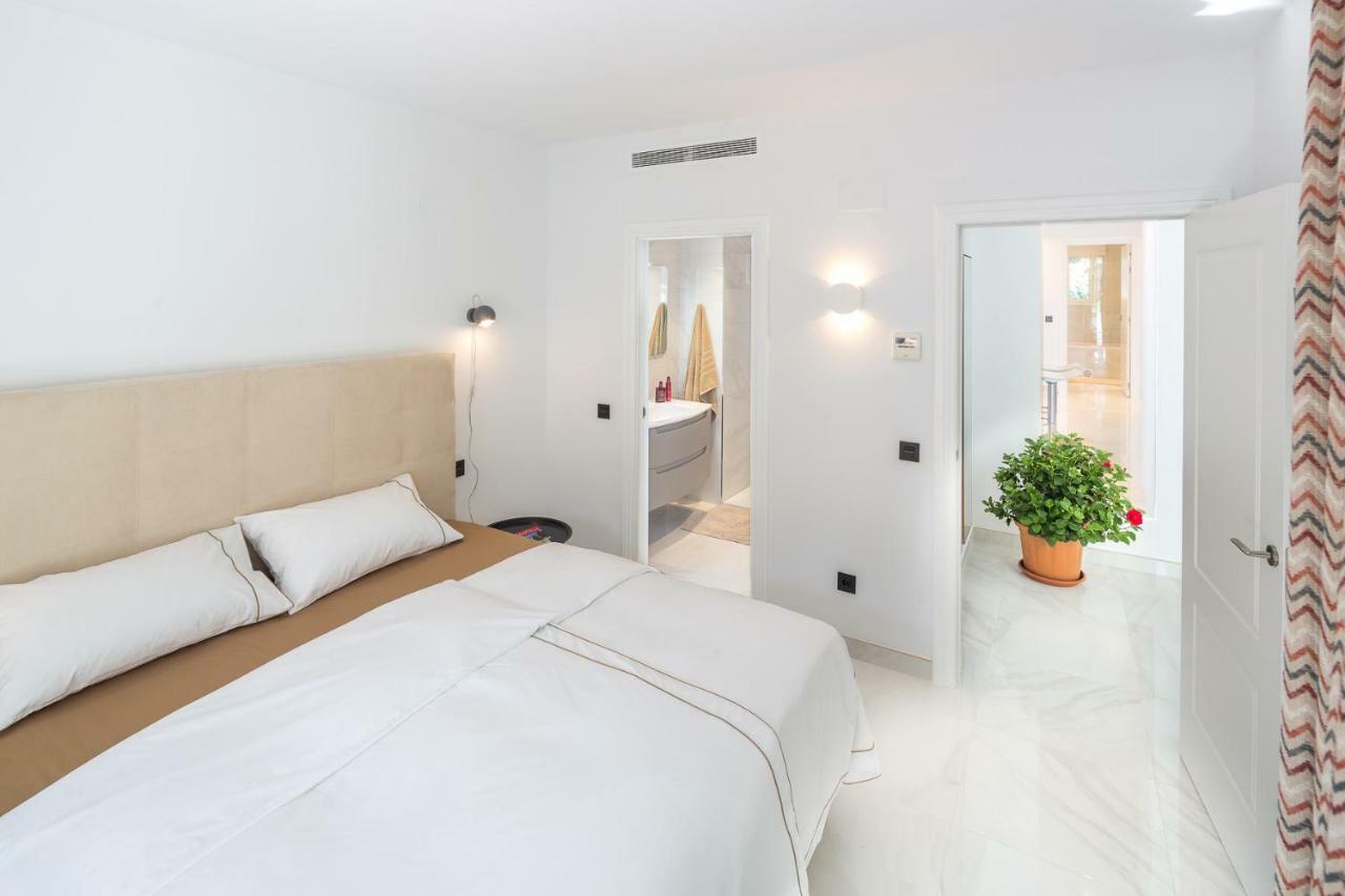 Jardines Las Golondrinas Apartments Elviria Марбеля Екстериор снимка